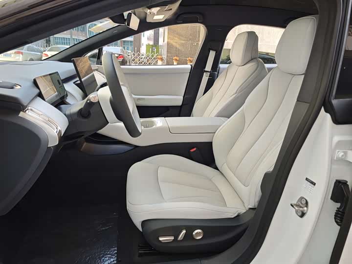 Фото 8 - XPeng F57