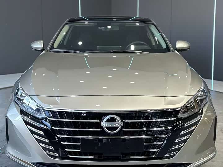 Фото 2 - Nissan Teana