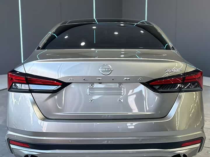 Фото 7 - Nissan Teana