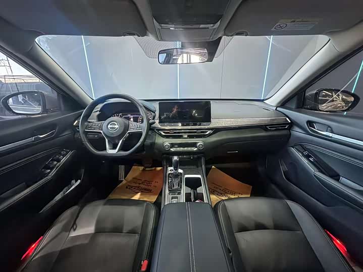 Фото 9 - Nissan Teana