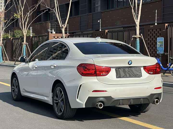 Фото 5 - BMW 1 Series