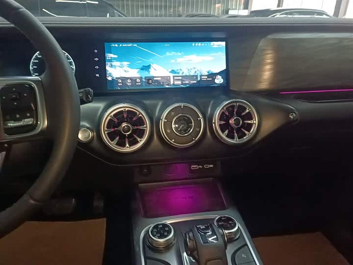 Фото 5 - Tank 300