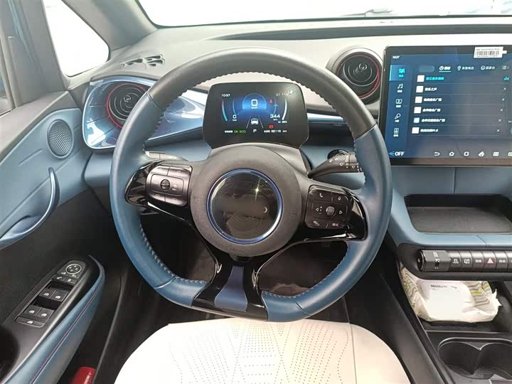 Фото 3 - BYD Dolphin