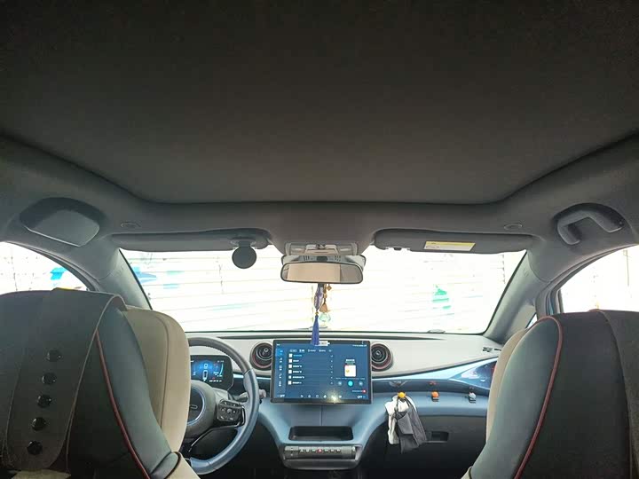 Фото 9 - BYD Dolphin