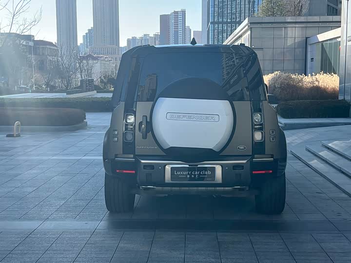 Фото 4 - Land Rover Defender