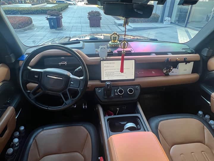 Фото 9 - Land Rover Defender