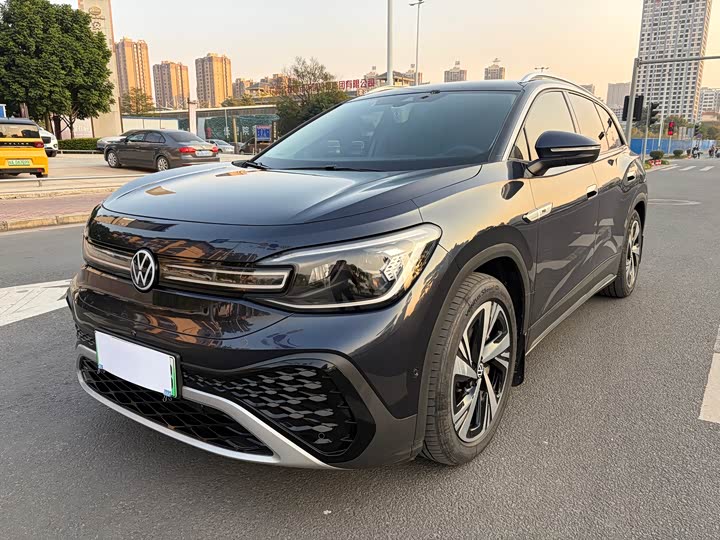 Фото 1 - Volkswagen ID.6 Crozz