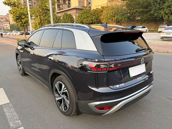 Фото 5 - Volkswagen ID.6 Crozz