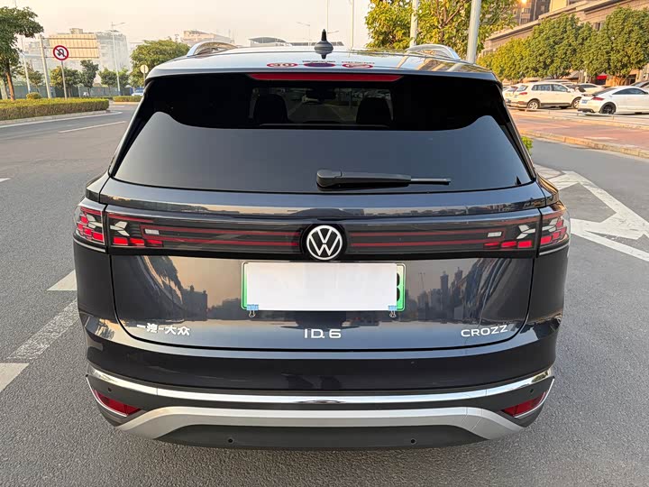 Фото 6 - Volkswagen ID.6 Crozz