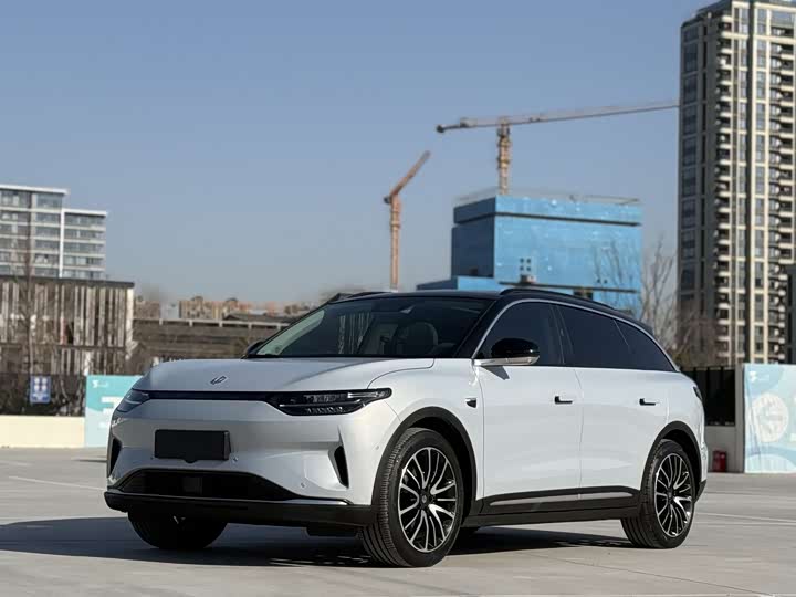 Фото 1 - Leapmotor C11