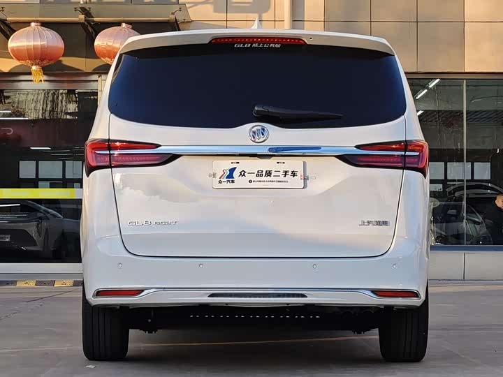 Фото 5 - Buick GL8 ES