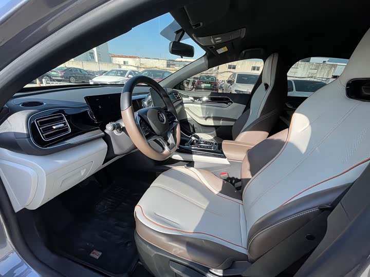 Фото 4 - BYD Qin Plus