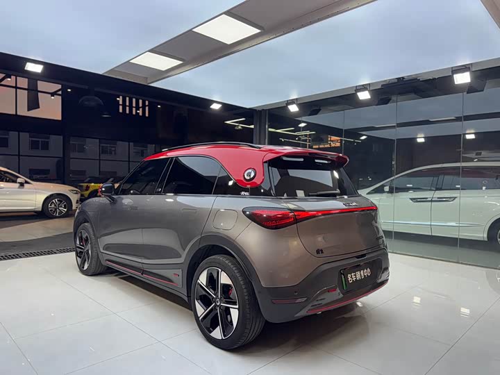 Фото 7 - Smart #1