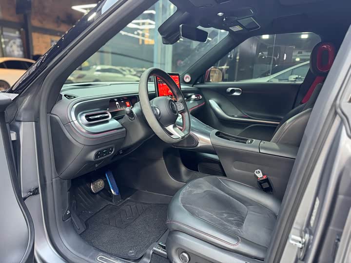 Фото 8 - Smart #1