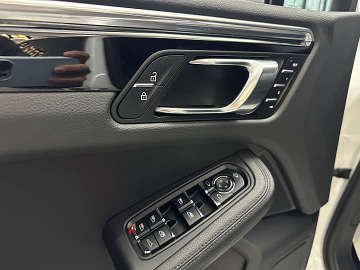 Фото 6 - Porsche Macan