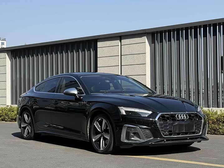 Фото 3 - Audi A5