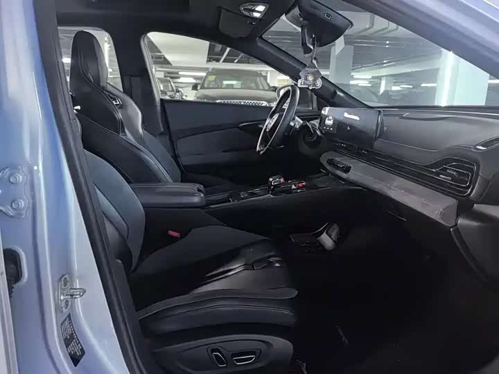 Фото 5 - GAC Trumpchi Empow R