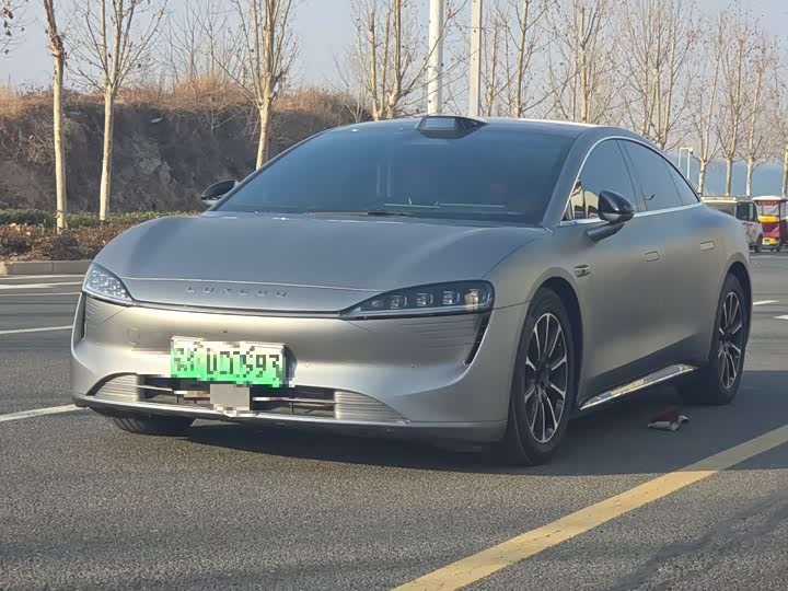 Фото 1 - Luxeed S7