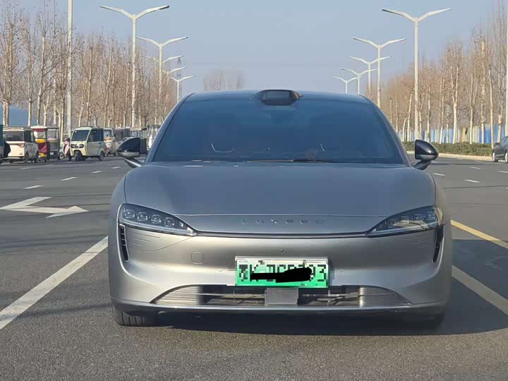 Фото 2 - Luxeed S7