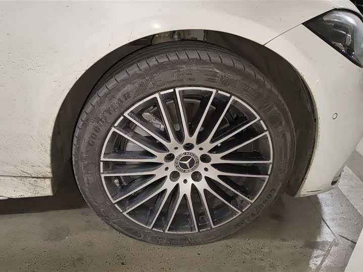 Фото 6 - Mercedes-Benz C-Class