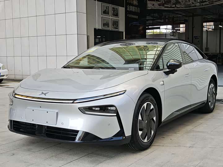 Фото 1 - XPeng F57