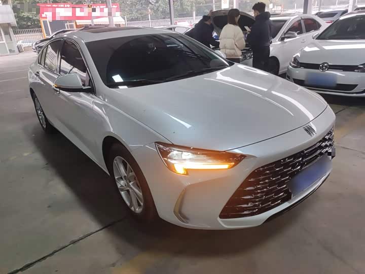 Фото 4 - Buick Regal