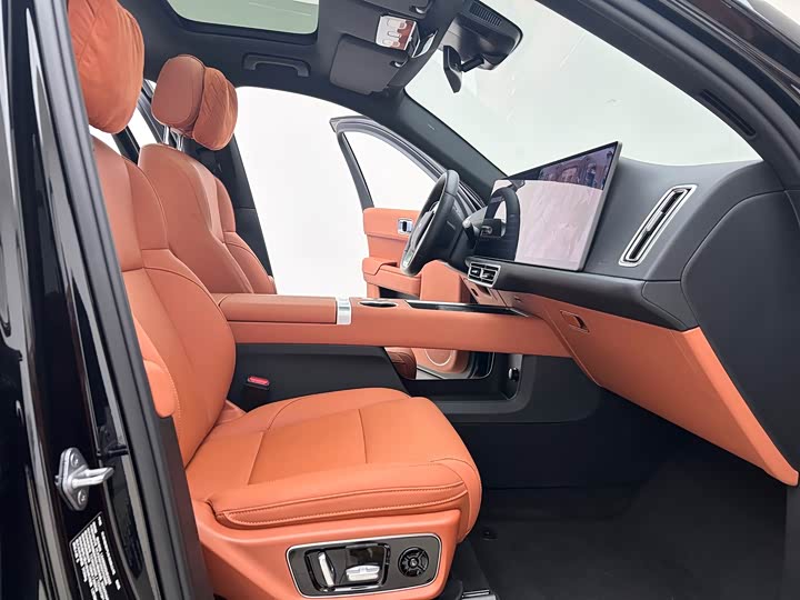 Фото 8 - LiXiang L7