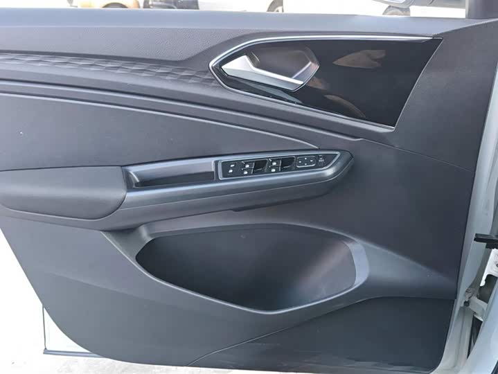 Фото 7 - Jetta VS5