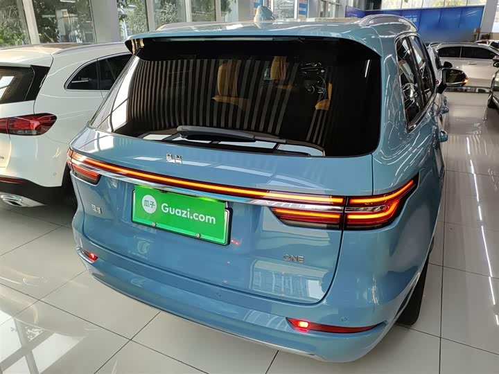 Фото 6 - LiXiang One