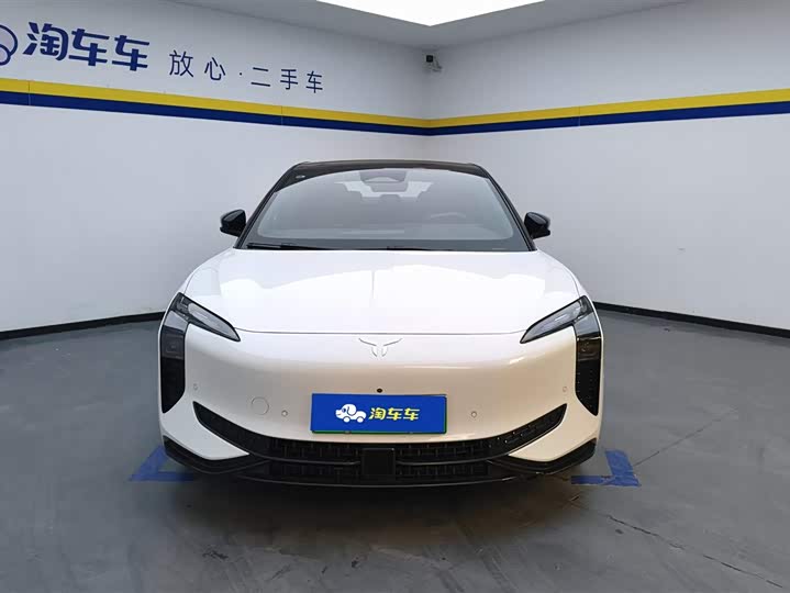 Фото 2 - Hongqi EH7