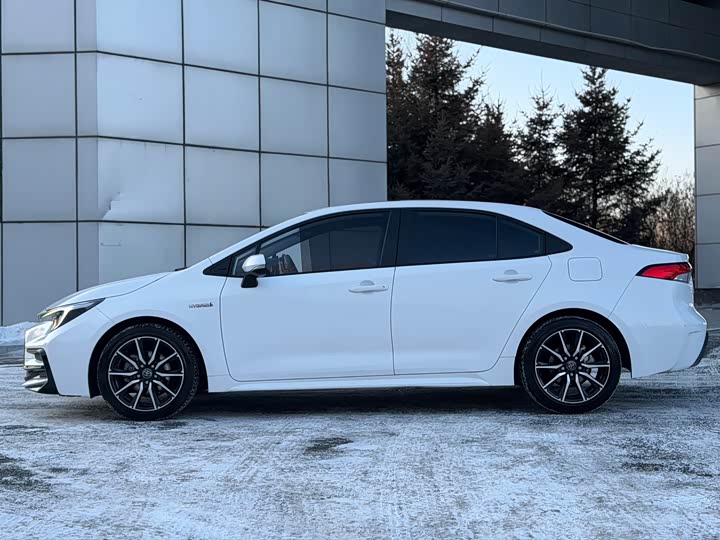 Фото 4 - Toyota Levin