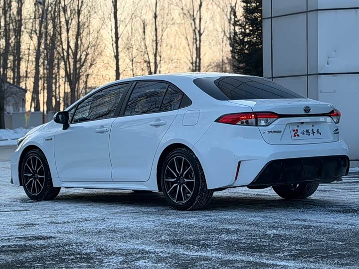 Фото 5 - Toyota Levin