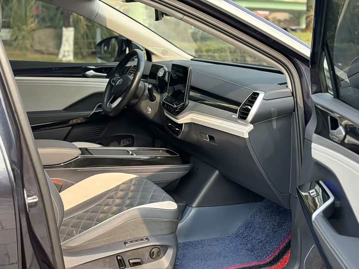 Фото 4 - Volkswagen ID.6 Crozz