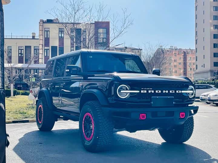 Фото 3 - Ford Bronco