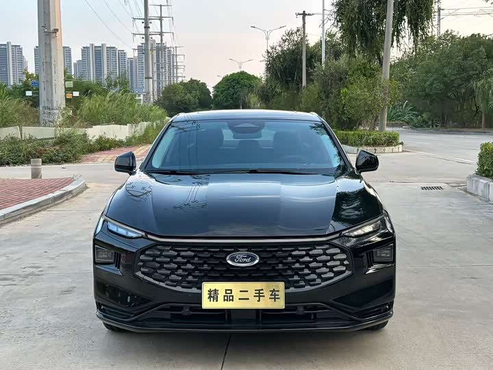 Фото 2 - Ford Mondeo