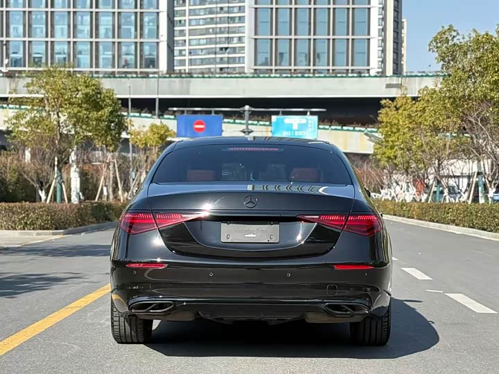 Фото 6 - Mercedes-Benz S-Class