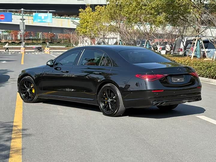 Фото 7 - Mercedes-Benz S-Class