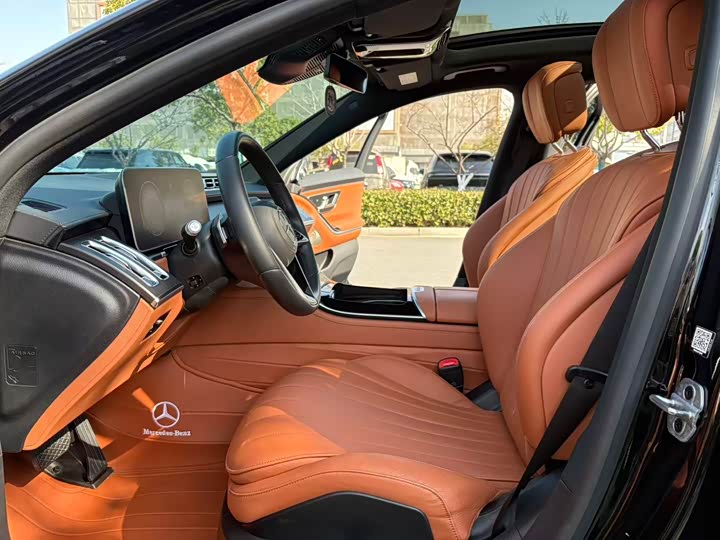 Фото 8 - Mercedes-Benz S-Class