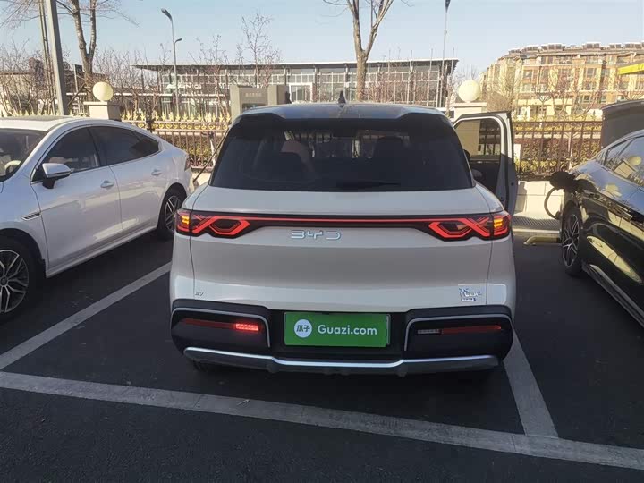 Фото 6 - BYD Yuan Up