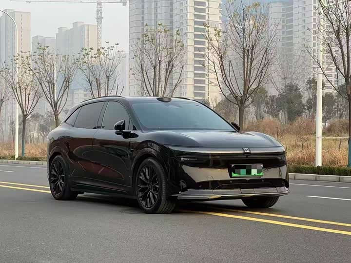 Фото 3 - Zeekr 7X