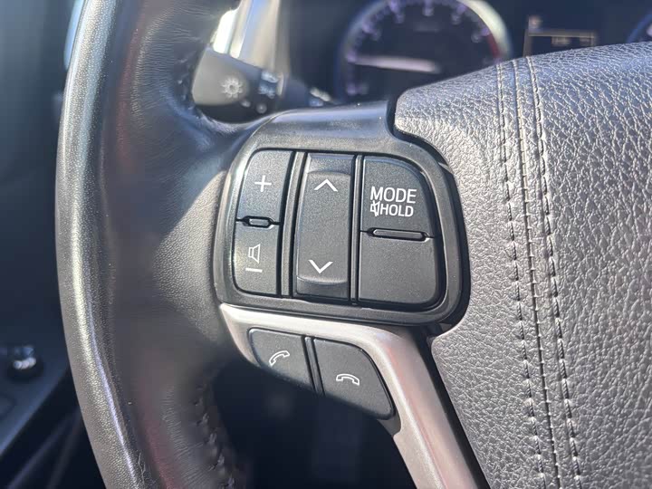 Фото 9 - Toyota Highlander