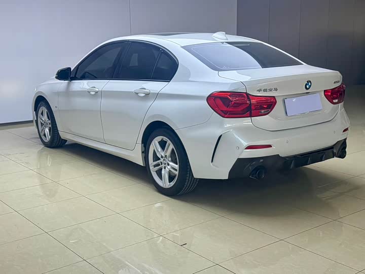 Фото 4 - BMW 1 Series