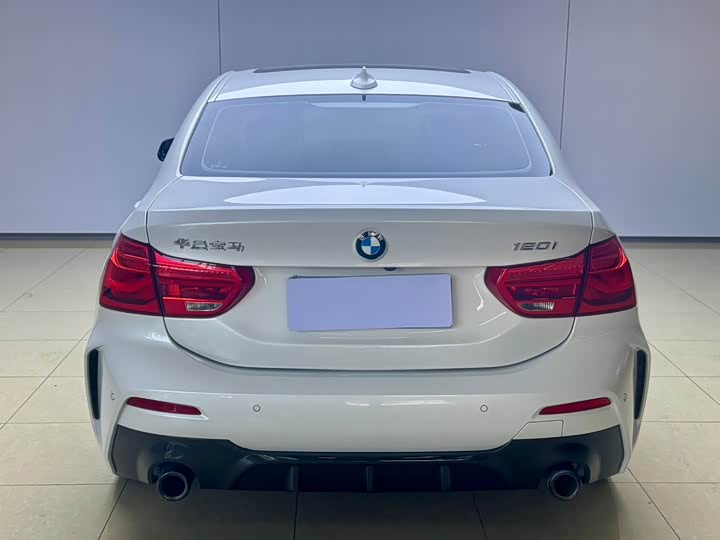 Фото 5 - BMW 1 Series