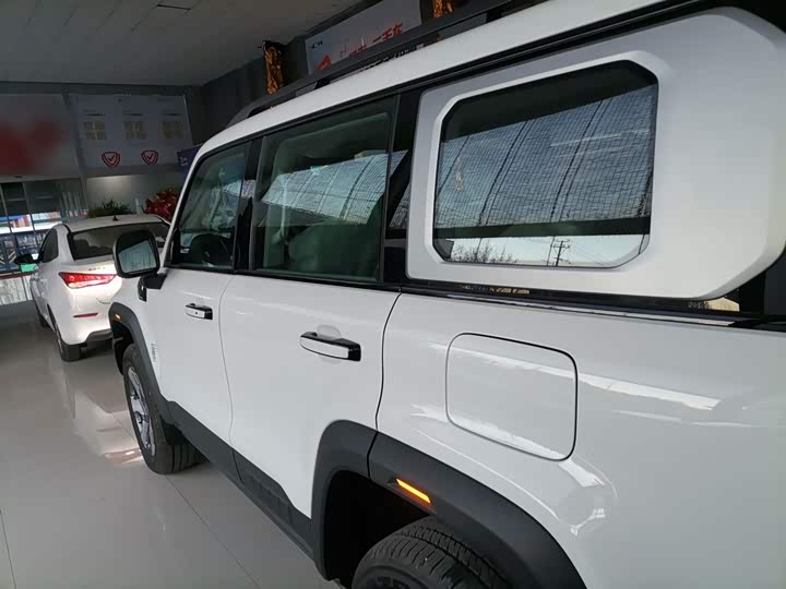 Фото 5 - BAIC Beijing BJ40 Hybrid