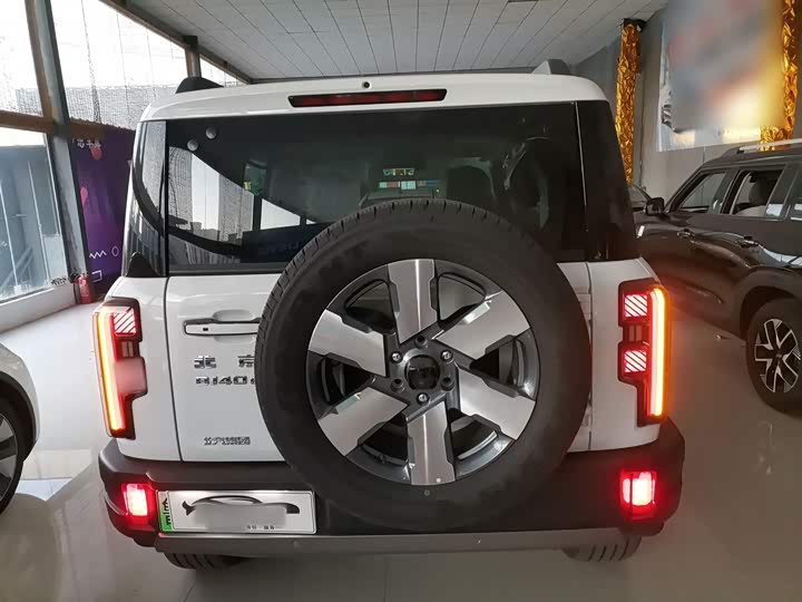 Фото 6 - BAIC Beijing BJ40 Hybrid