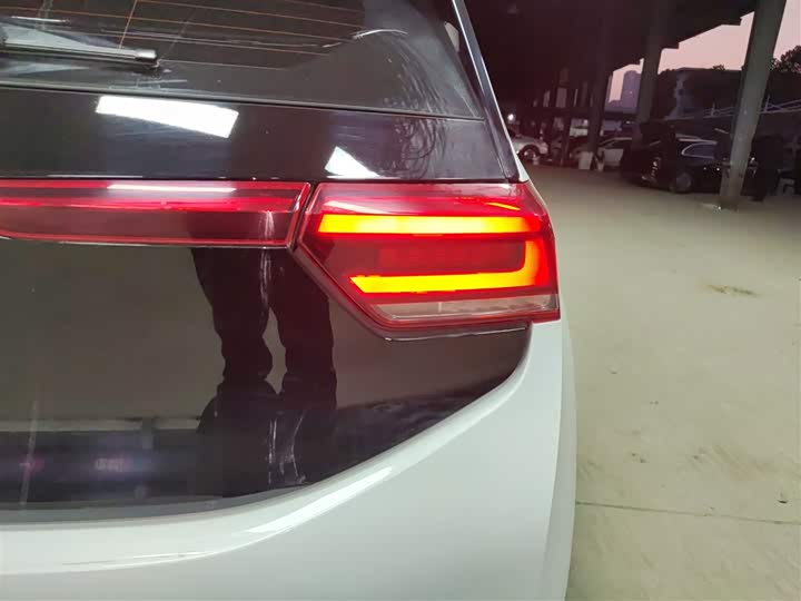 Фото 8 - Volkswagen ID.3