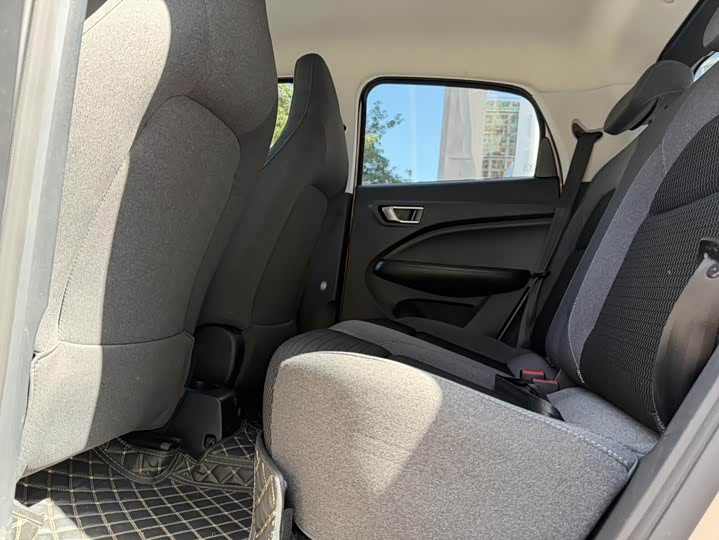 Фото 7 - Leapmotor T03