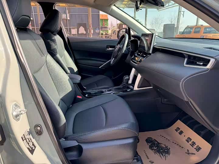 Фото 7 - Toyota Corolla Cross