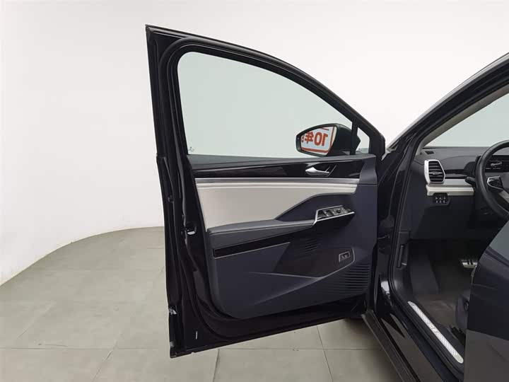 Фото 8 - Volkswagen ID.6 Crozz