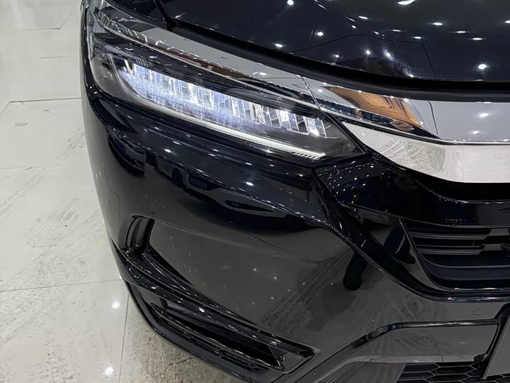 Фото 7 - Honda Breeze